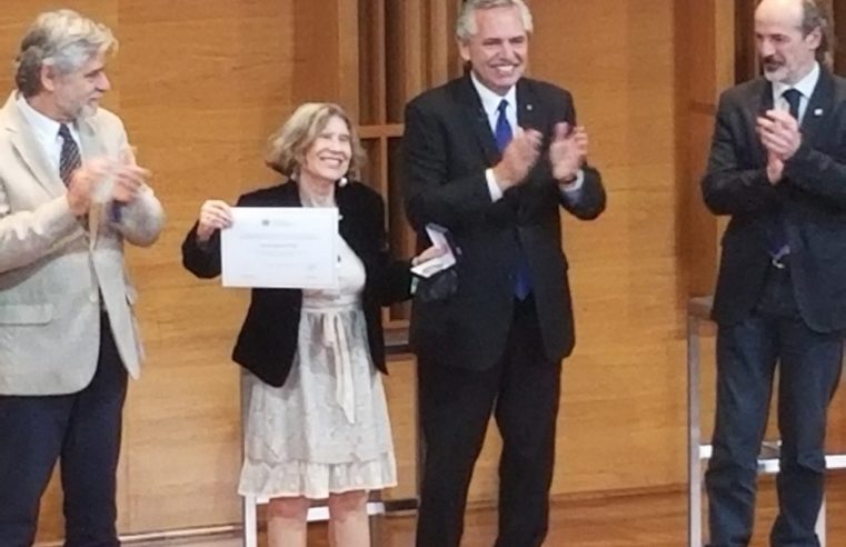 La Doctora Marta Litter recibió el premio Houssay 2022 a la Trayectoria en Ciencias Ambientales